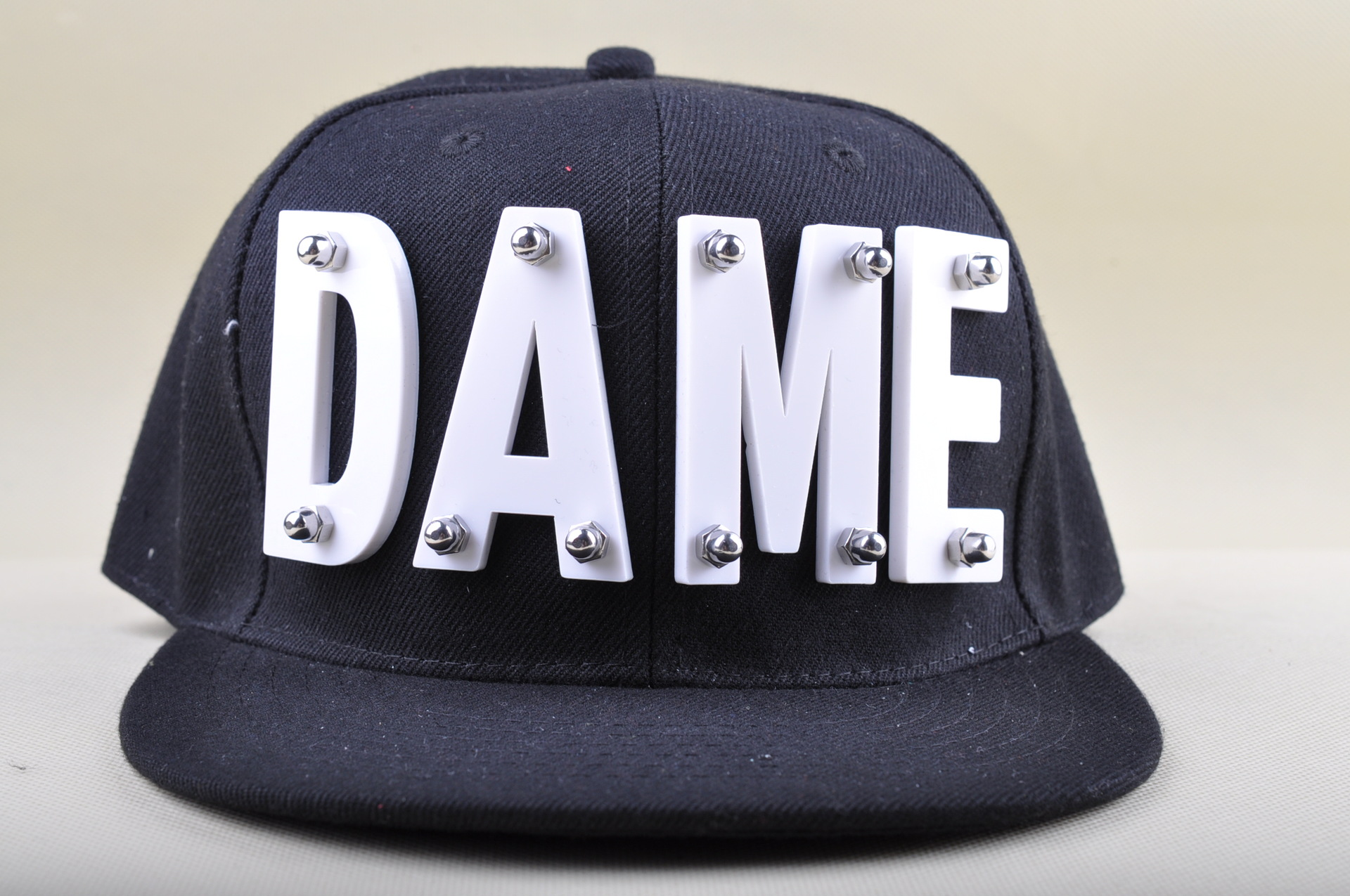 dame 金银 白亚克力字母嘻哈帽子diy手工平沿帽棒球帽男女通用