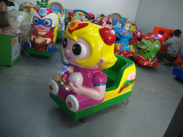 童星3d摇摆机 儿童摇摆机 桃子姐姐摇摇车儿童投币摇摇乐厂家直销