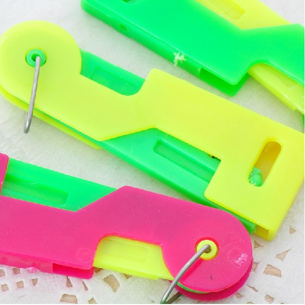 穿针引线器 穿线器 十字绣专用工具 绣品必备 颜色随机可批发