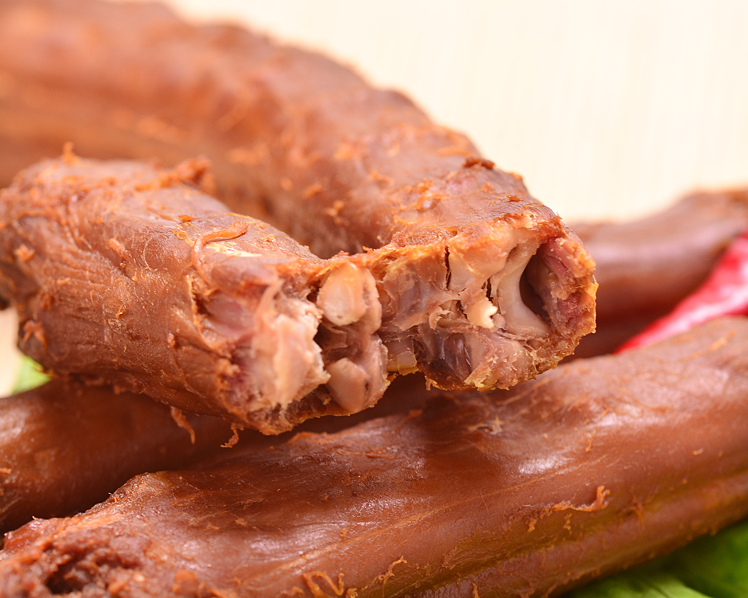 得香阁 香卤温州风味长鸭脖82g 休闲办公零食香辣味有嚼劲