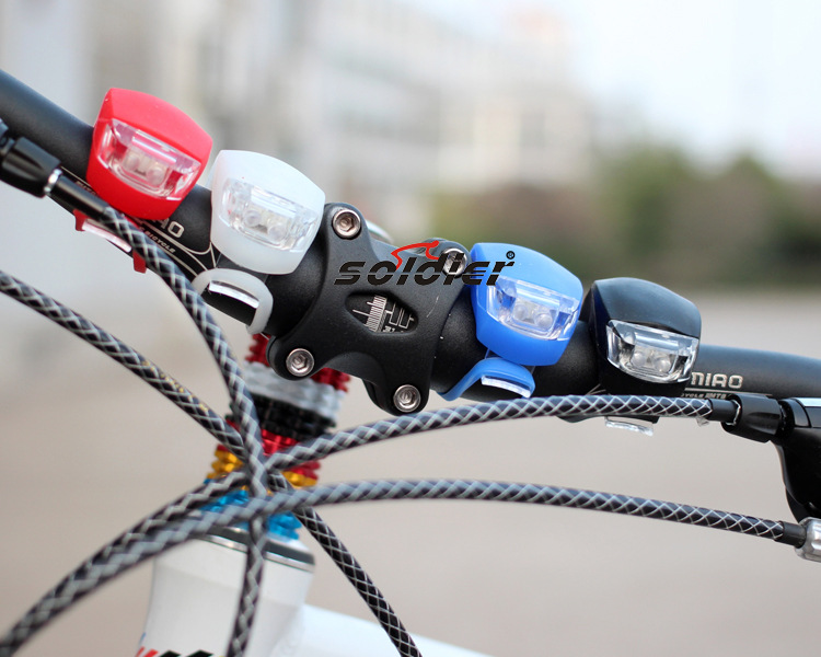 自行车青蛙灯 自行车前灯 硅胶灯 骑行装备灯//008-2青蛙灯 卡装