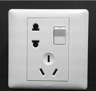 tcl罗格朗美点带开关五孔插座k4/15/10usl