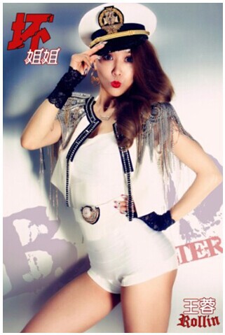 成功被洗脑王蓉新歌《坏姐姐》再现雷人mv