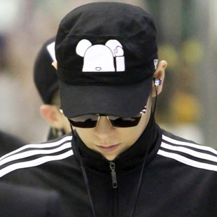 批发 崔胜贤 塔普top同款帽子bearbrick 积木熊棒球帽军帽平顶帽