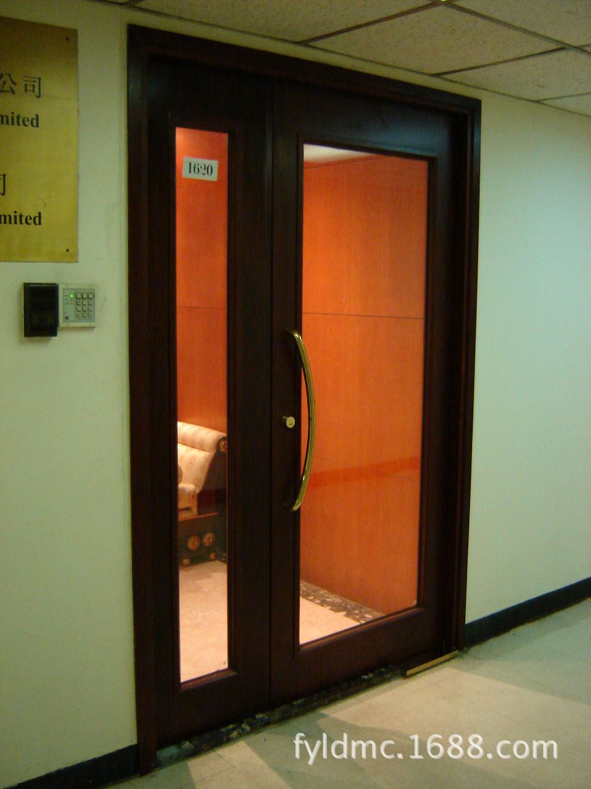 其他门 > 厂家直销防火门 防火推拉门 二, 结构合理 采用翻边,咬口