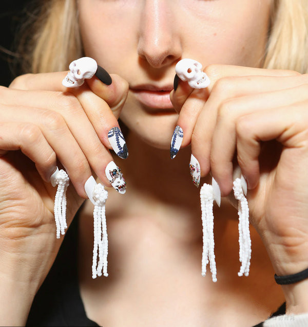 超级夸张的3d美甲!