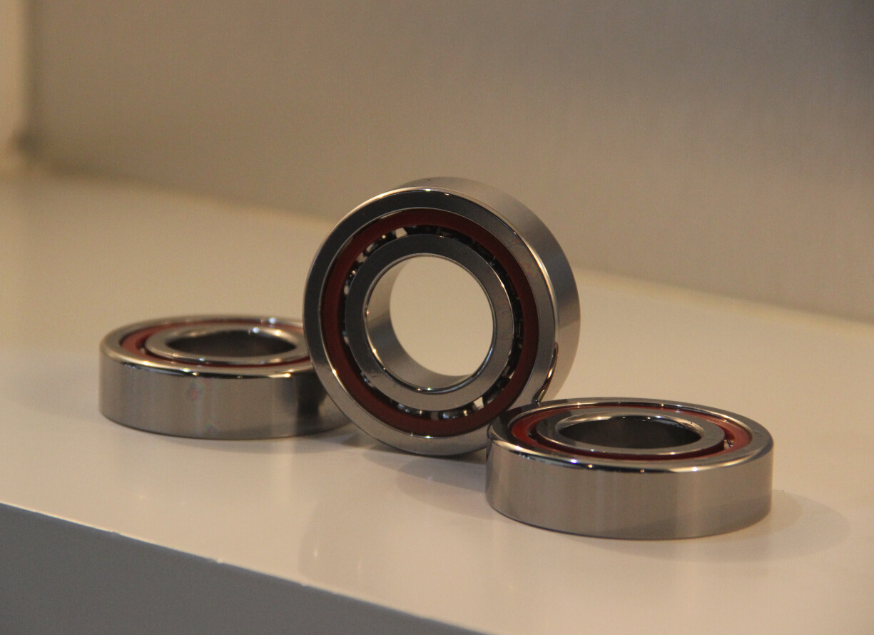 知名品牌yhc角接触球轴承7206/p4