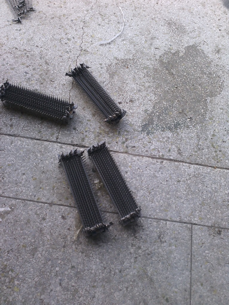 提供挂具铁氟龙喷涂/挂具铁弗龙包胶加工