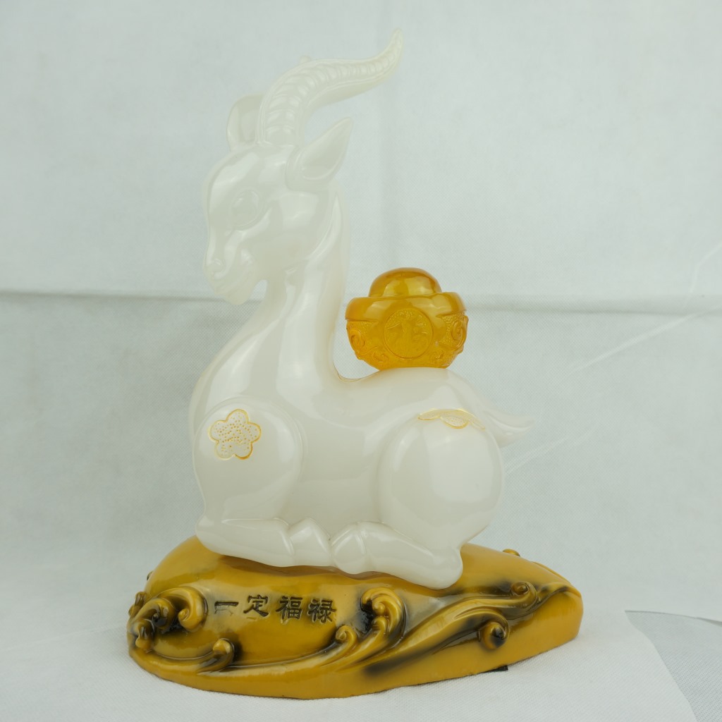 新款 白玉吉羊旺财 羊年吉祥摆件 树脂工艺品 实用创意礼品