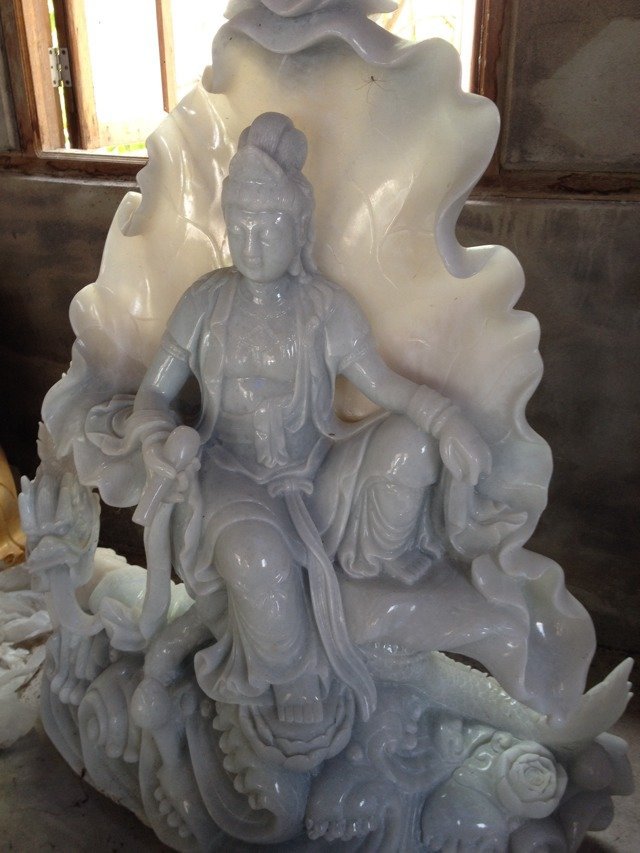 缅甸白玉佛像弥勒佛