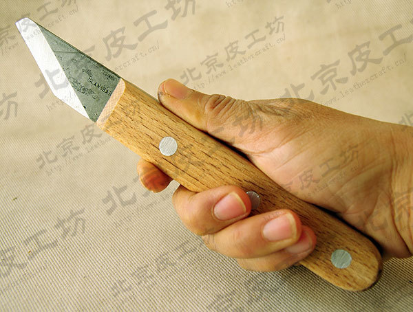左右双刃法国斜裁皮刀vb4_1429