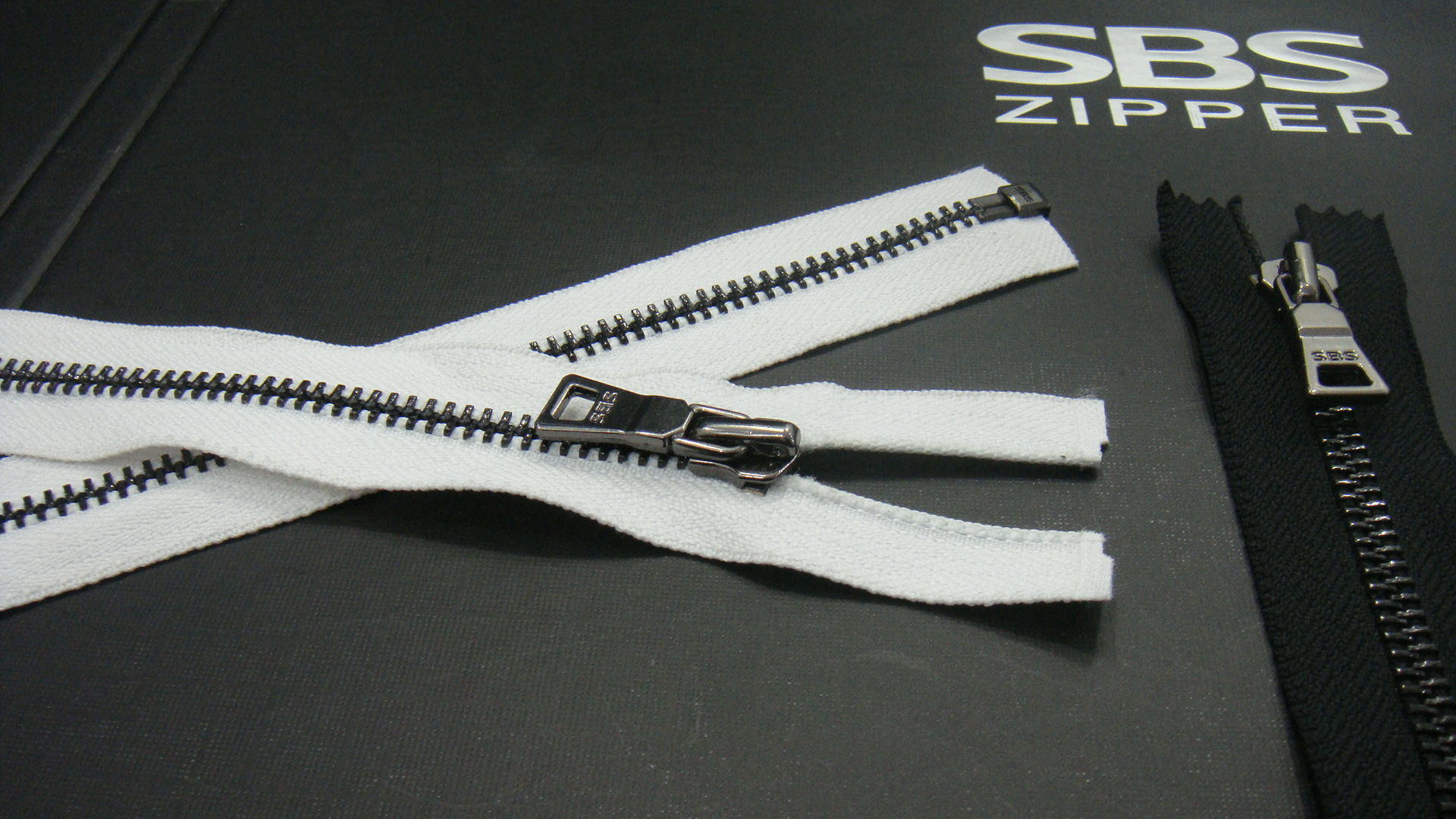 批发销售 服装辅料sbs拉链 5#金属亮枪开口 可各种长度 专业订制