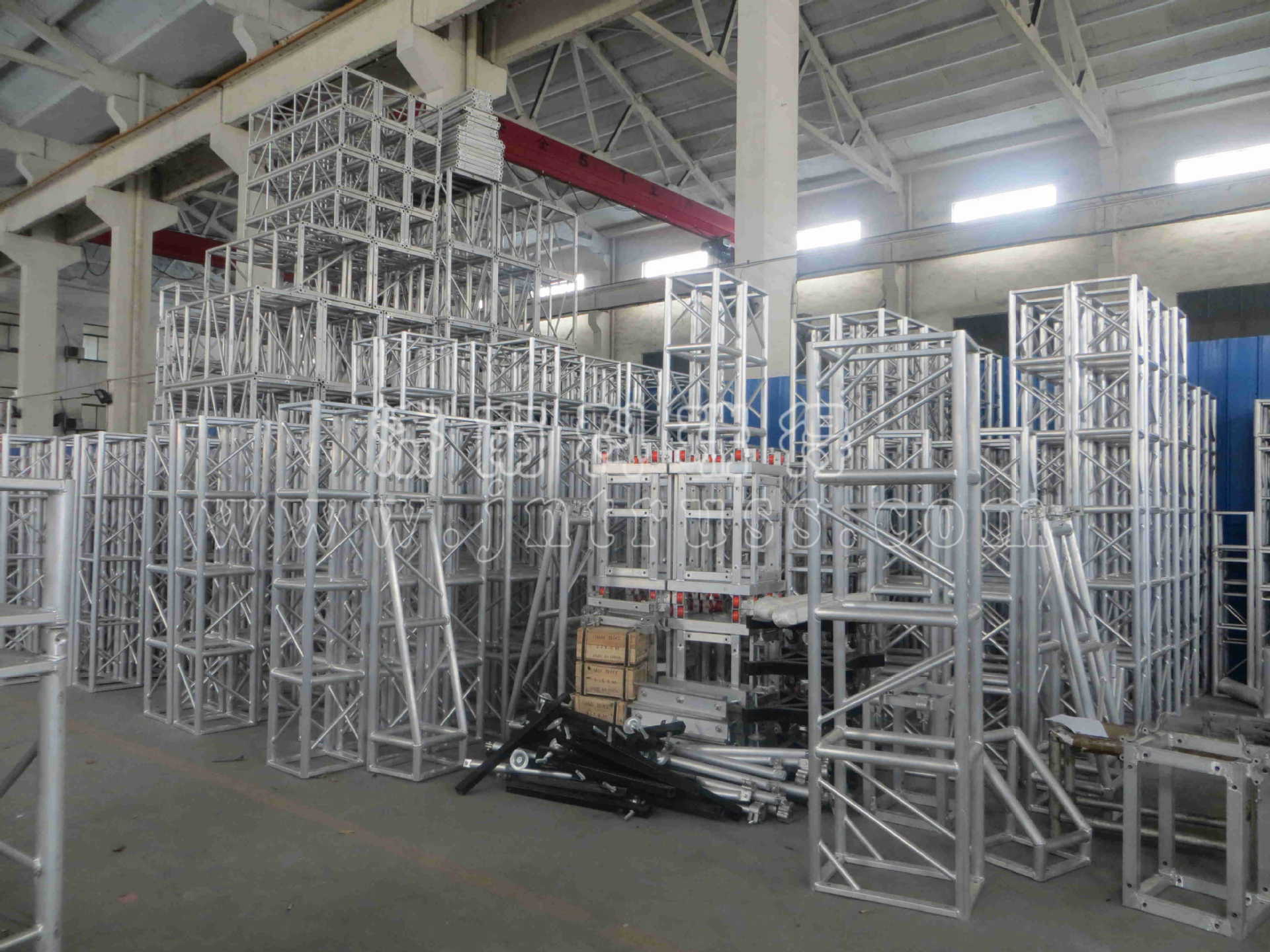 供应演出背景架 铝合金灯光架 展架 济南桁架 桁架批发