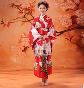 日本长袖和服