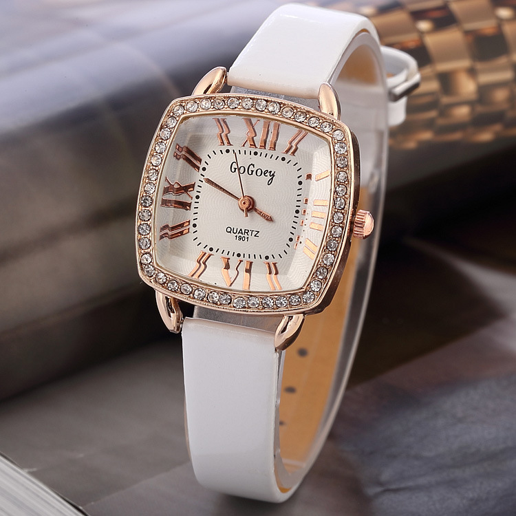 时尚典雅 方形罗马数字字面表盘女士时装表 细皮革表带手表