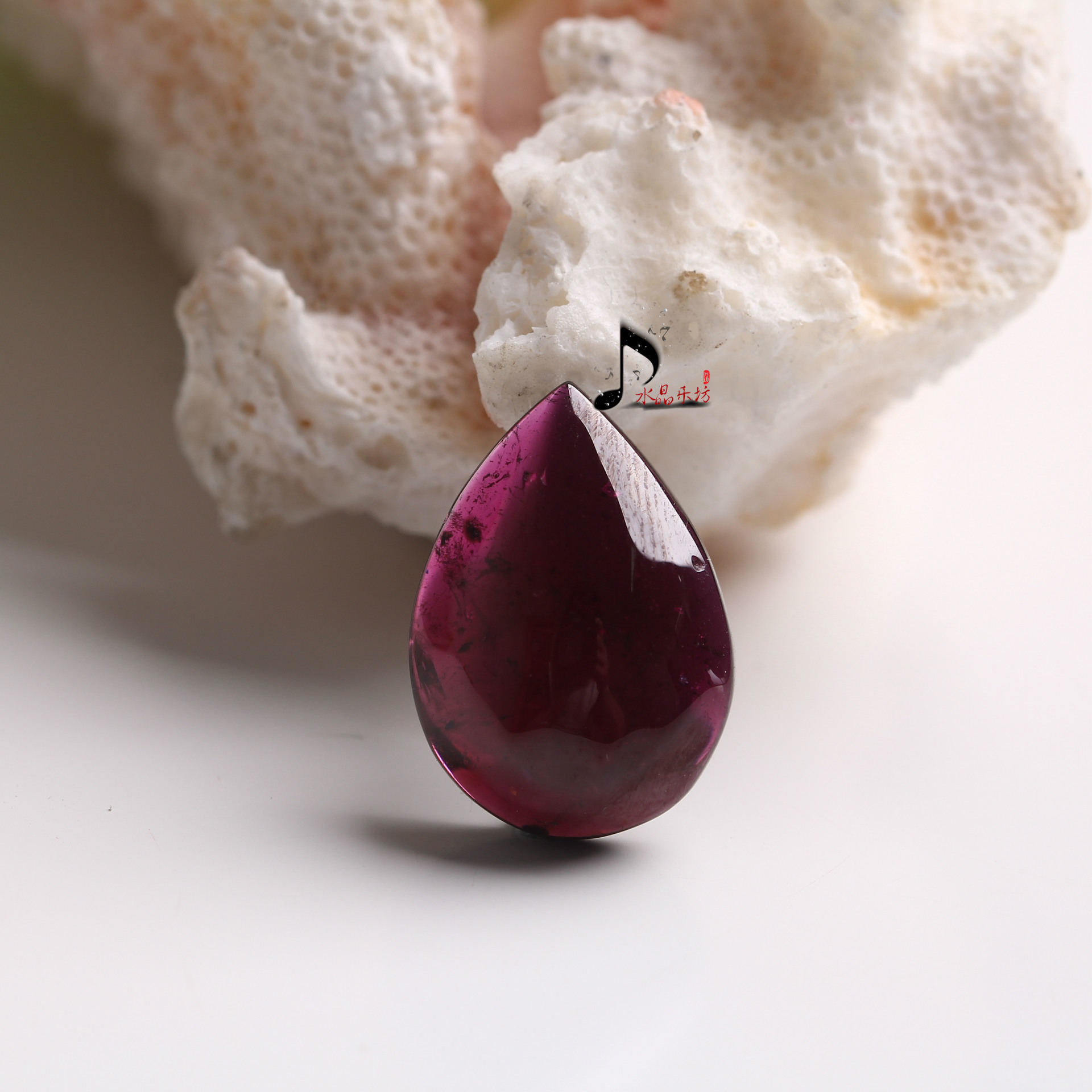 天然水晶紫牙乌玫紫石榴石吊坠正品水滴状吊坠养颜 正品厂家直销