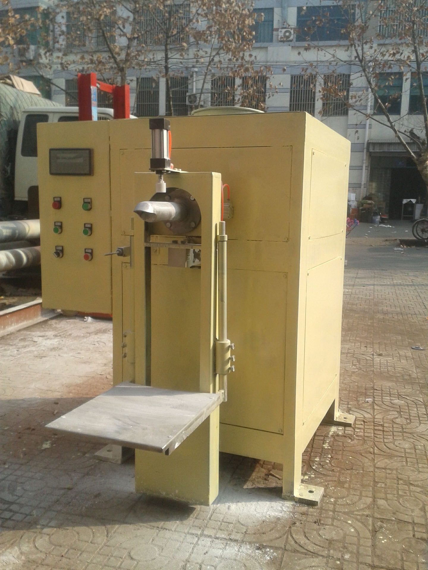 机械及行业设备 工程机械/建筑机械 活性碳酸钙阀口袋包装机 价格