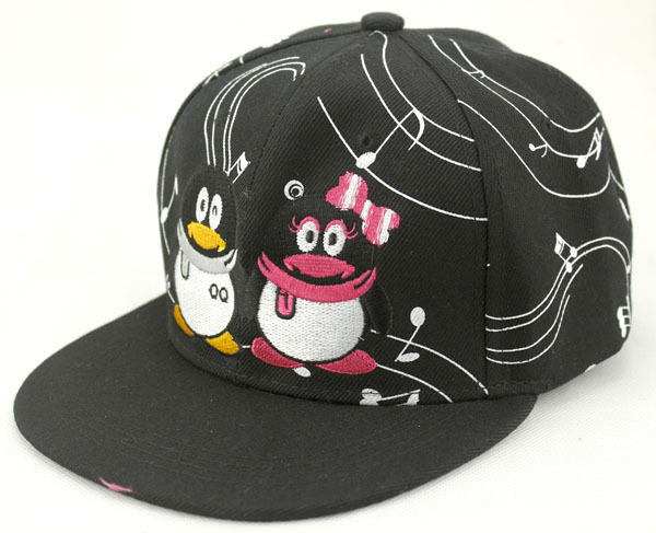 2014春夏新款韩版潮qq企鹅刺绣男女士平沿嘻哈街舞棒球帽子批发