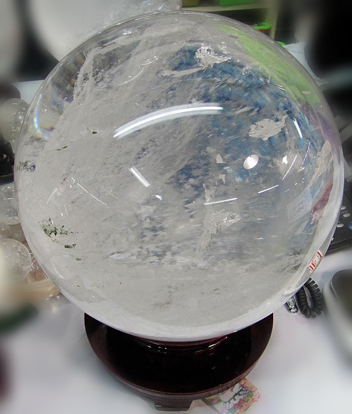 特价售天然白水晶球摆件纯白体通.