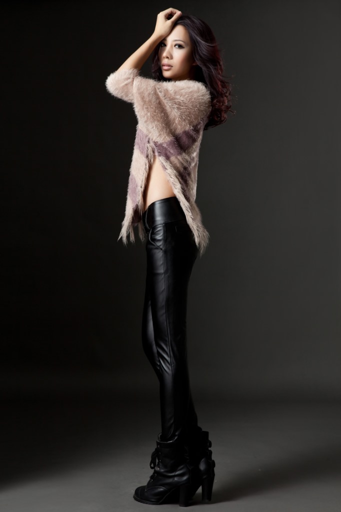 2014秋冬新款三粒扣修身防水pu皮长女装休闲裤女高腰加绒厚皮裤子价格