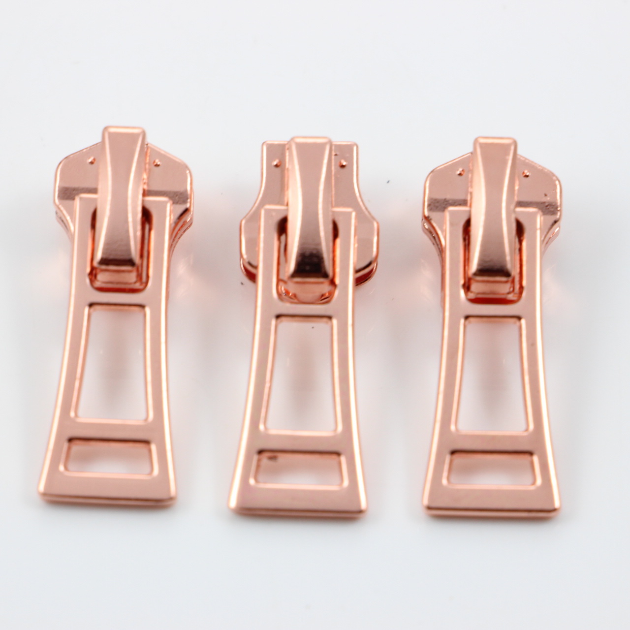 【厂家直销】5#金属拉链头 电镀高档拉片 挂玫瑰金 适合高档拉链