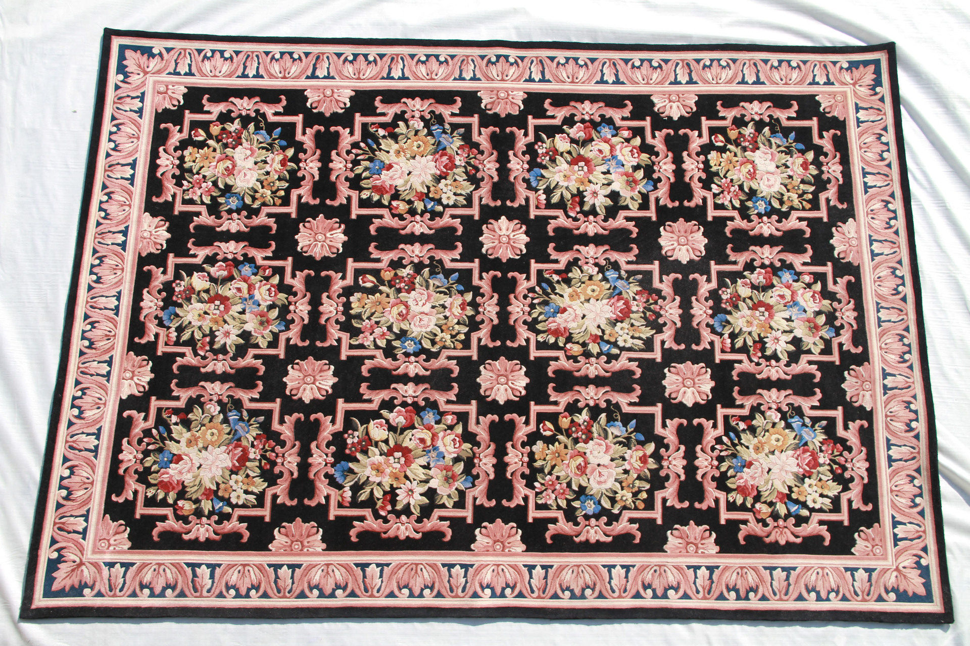 萨凡纳瑞90道手工栽绒皇宫地毯