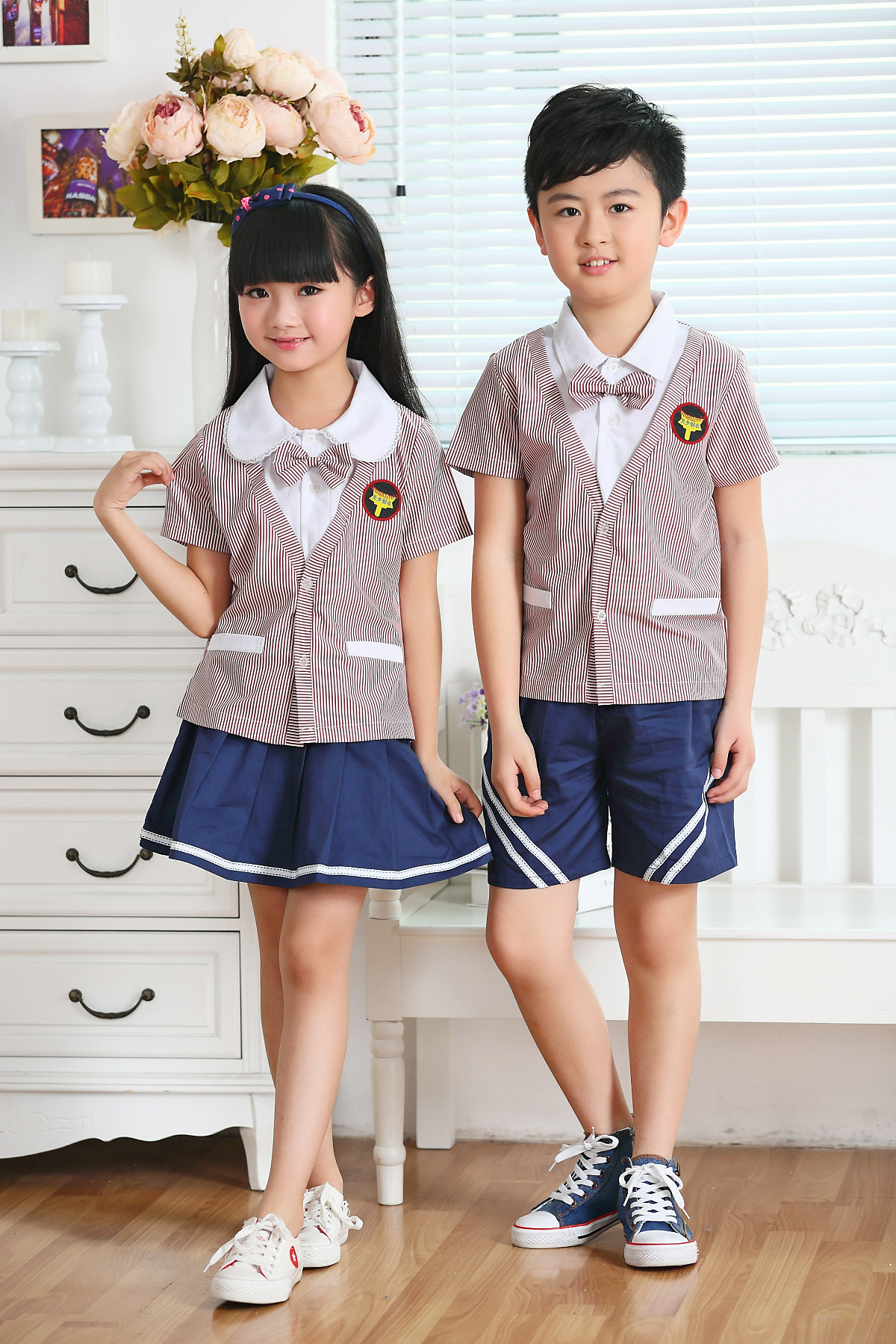 供应幼儿园服 可挑码幼儿园服 优质幼儿园服 订做幼儿园服 ye01