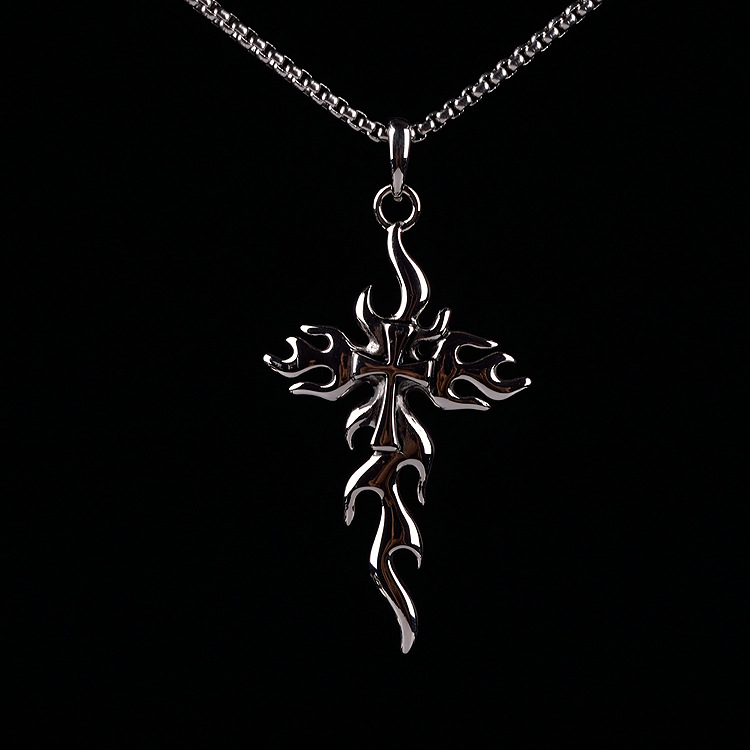 gz103欧美外贸个性复古朋克摇滚哥特潮男火焰十字架钛钢项链吊坠