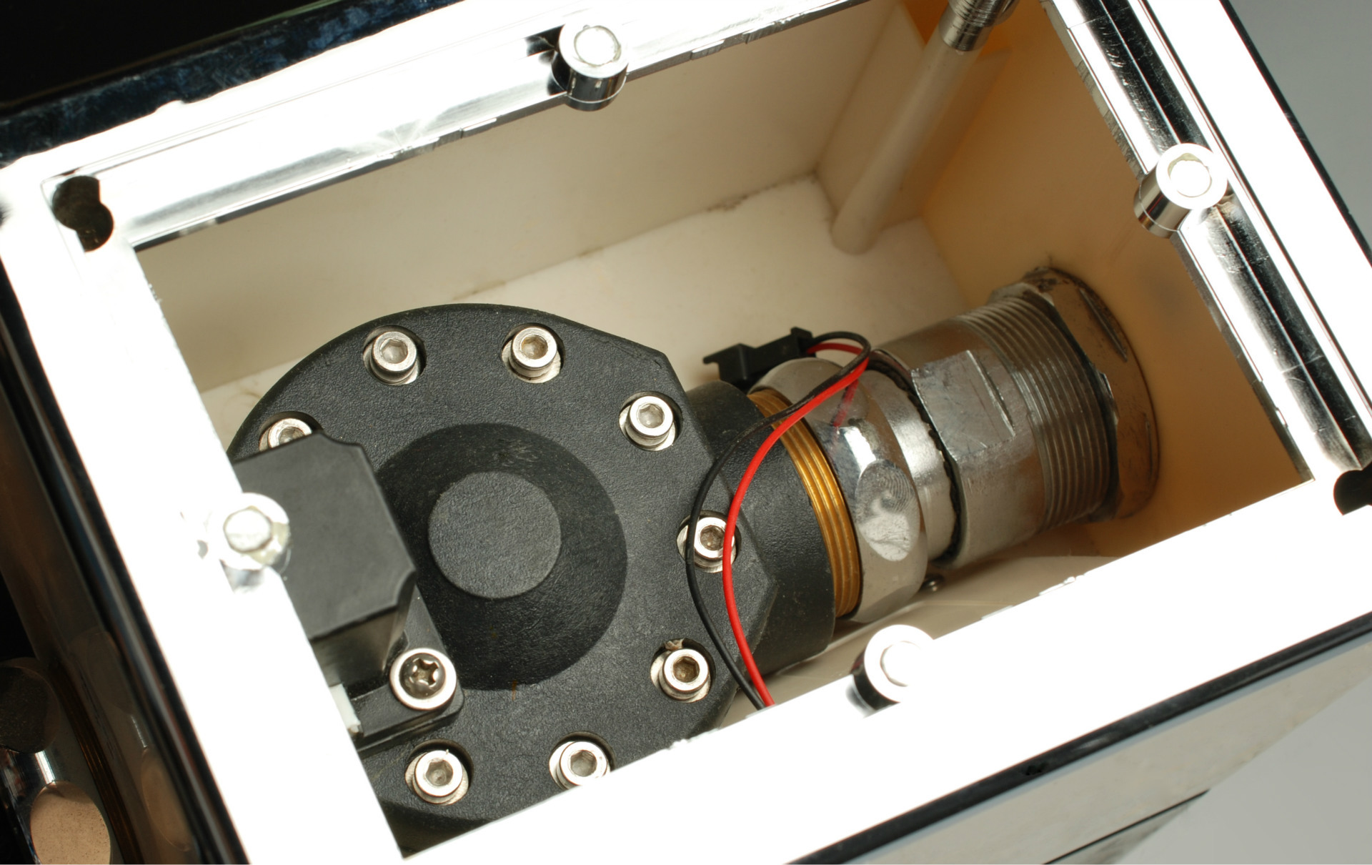 科洁卫浴 特价蹲式红外大便节水感应器冲水阀明装2003 质保5年