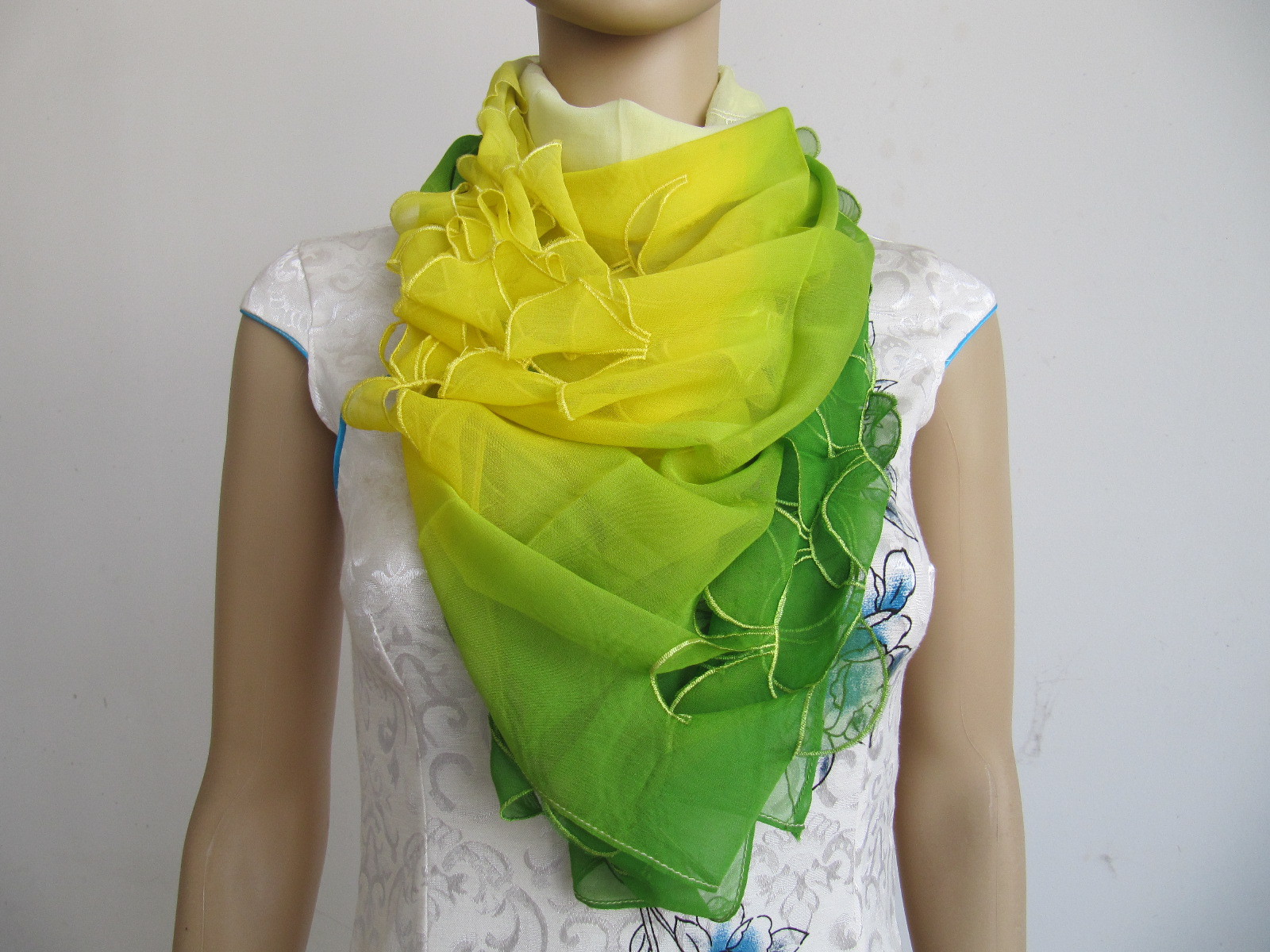 批发丝巾鱼鳞长巾真丝丝巾