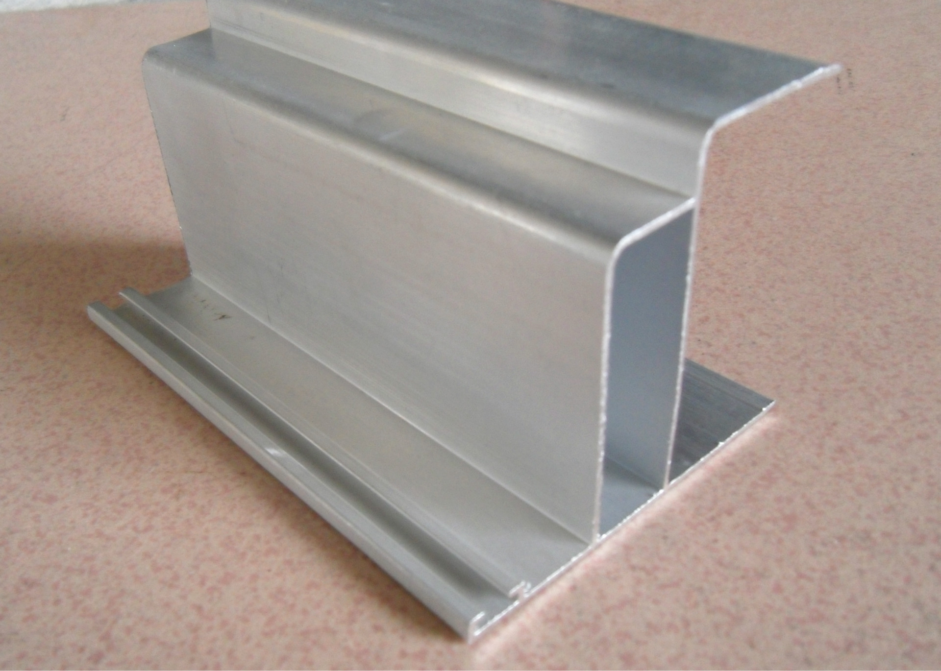 企业首页 最新供应 50净化铝材 活动板房铝型材 【广合】供应优质板房