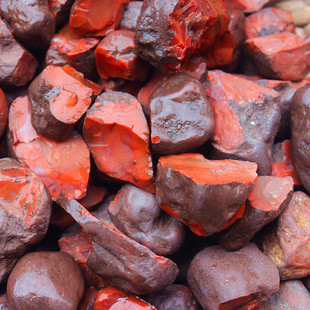 四川凉山天然南红玛瑙原石原料 九口矿南红原石桶珠雕刻料 批发