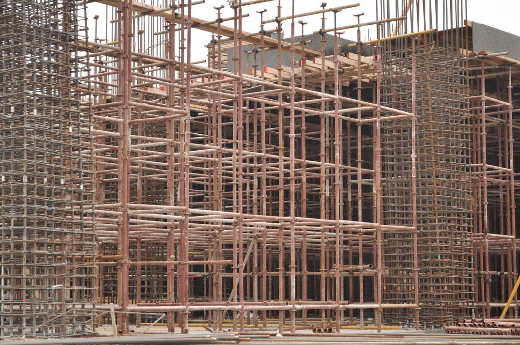 供应利恒轮扣式门式架龙门架轮扣式脚手架移动建筑施工安全架钢管租赁