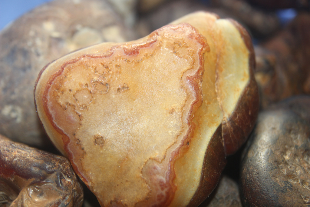玉面猴王 奇石摆件 天然玛瑙石 玛瑙原石 形状奇异独特