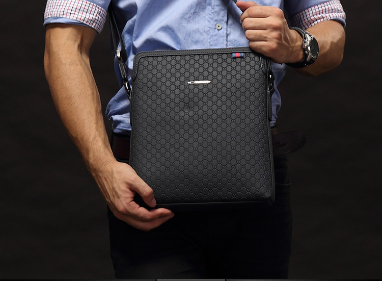 男士包包品牌大全图片价格表及图片(男士包包品牌大全图片价格表)-第2张图片-潮百科 男士包包品牌大全图片价格表及图片(男士包包品牌大全图片价格表)-第2张图片-潮百科