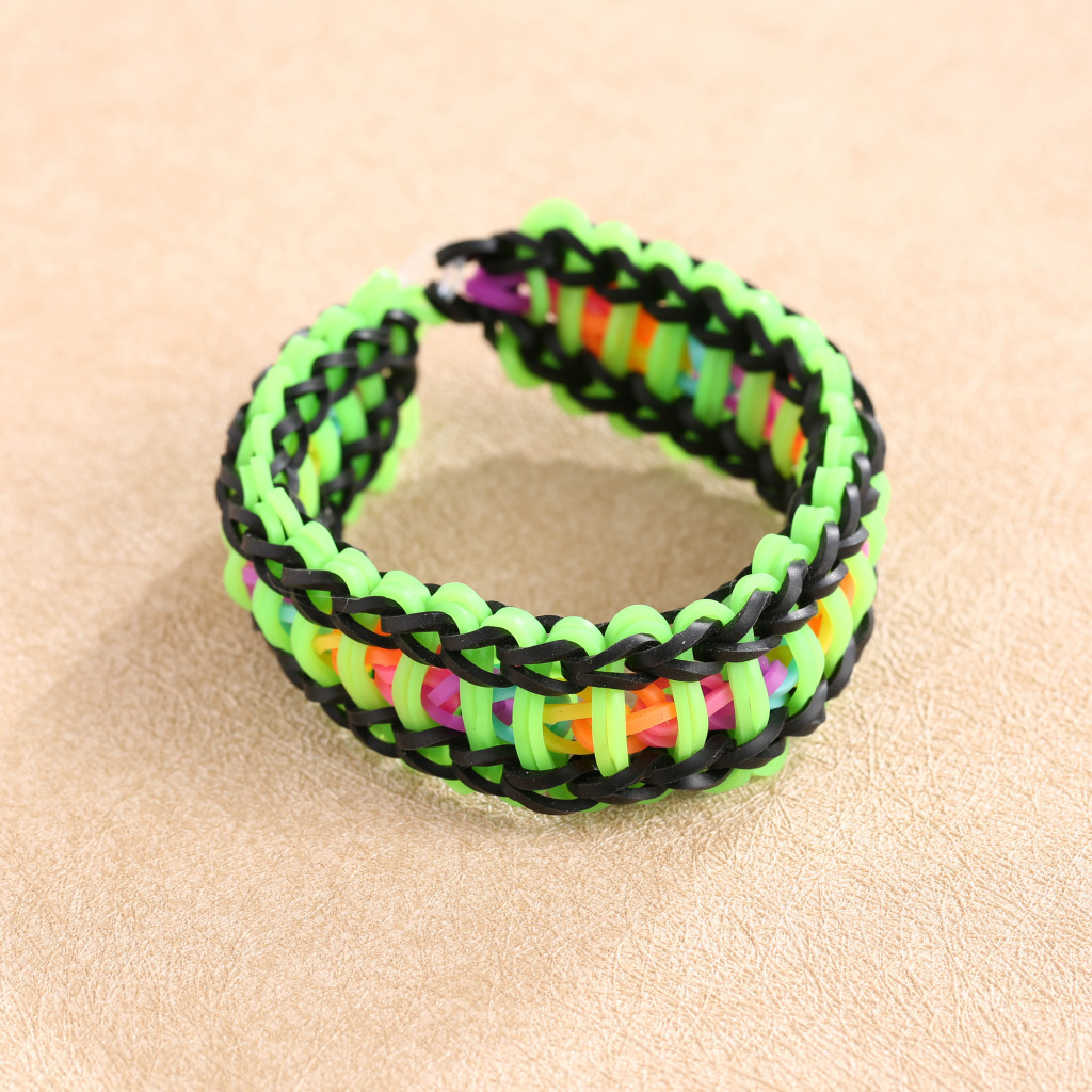 工厂直销 diy彩色橡皮筋编织手环 环保彩色橡皮筋送扣 2元货源