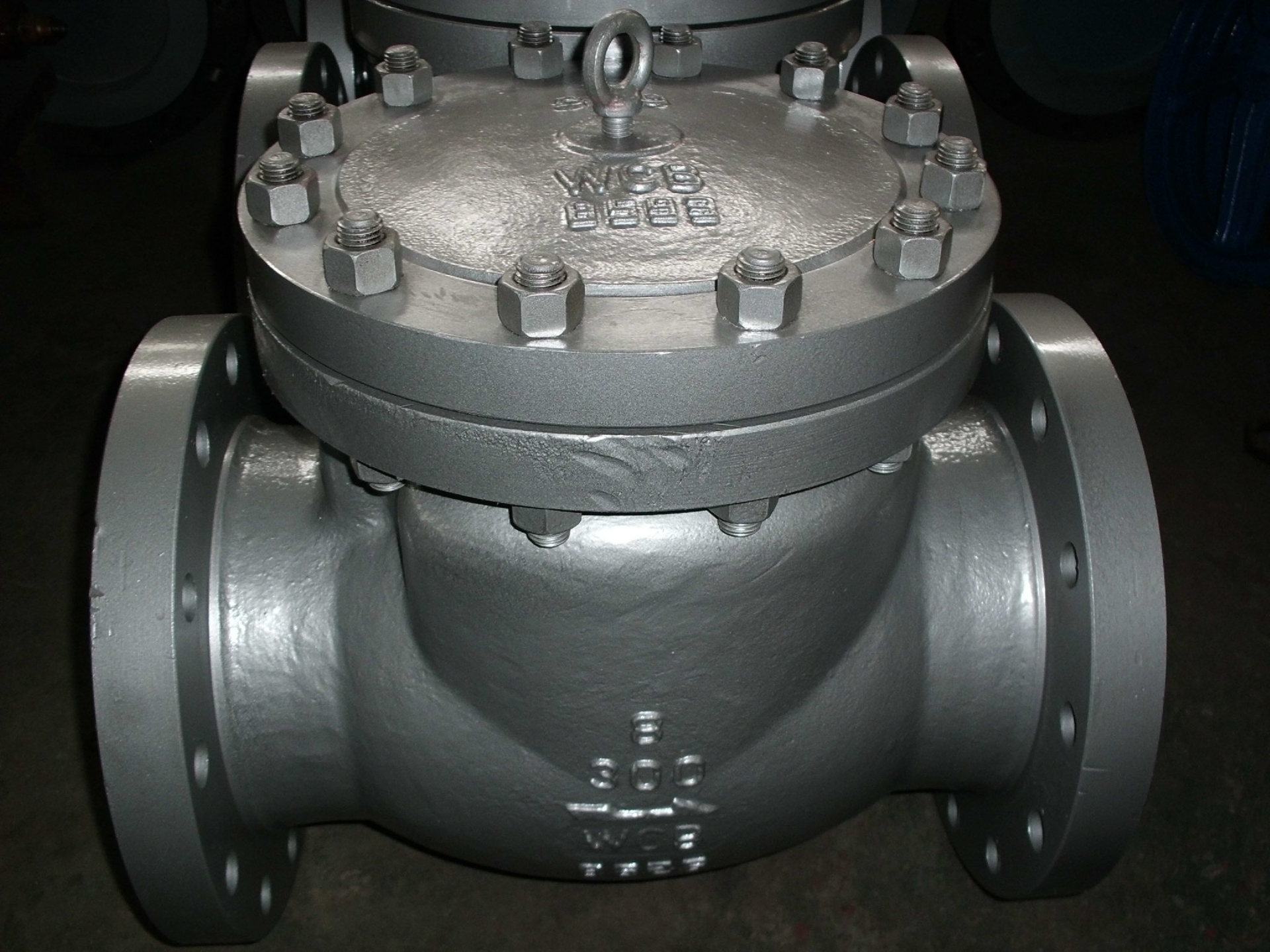 旋启式止回阀详细资料: 一,旋启式止回阀主要特点及用途: 1,结构酱照