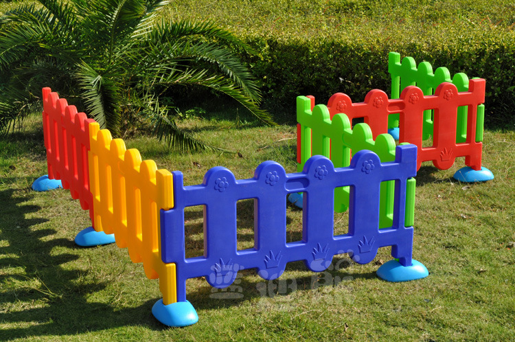 多角度幼儿园围栏 宝宝护栏游戏栅栏 塑料篱笆婴儿儿童安全隔离栏图片