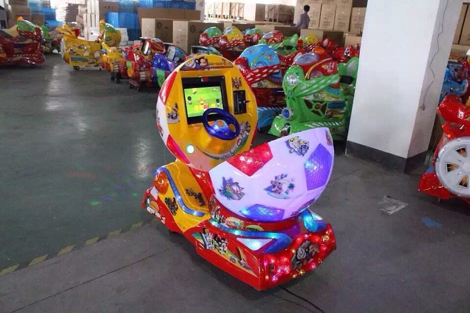 爆款 儿童电动投币世界杯足球摇摆机 3d互动游戏高清视频足球精灵