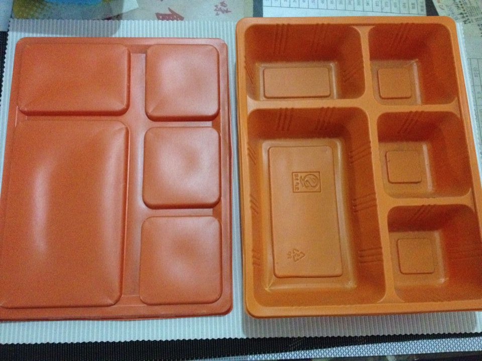 批发销售一次性 塑料饭盒 大五格有盖餐盒 打包便当盒