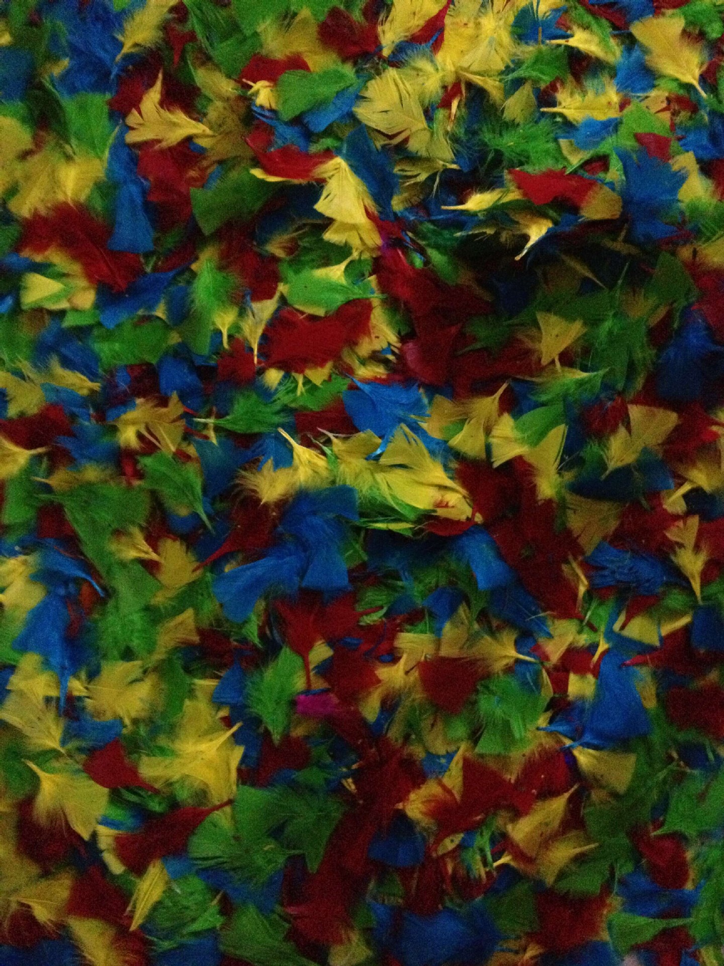 优质羽毛 楼层装饰羽毛 彩色火鸡毛 平根鸡毛 工艺品饰品配件羽毛