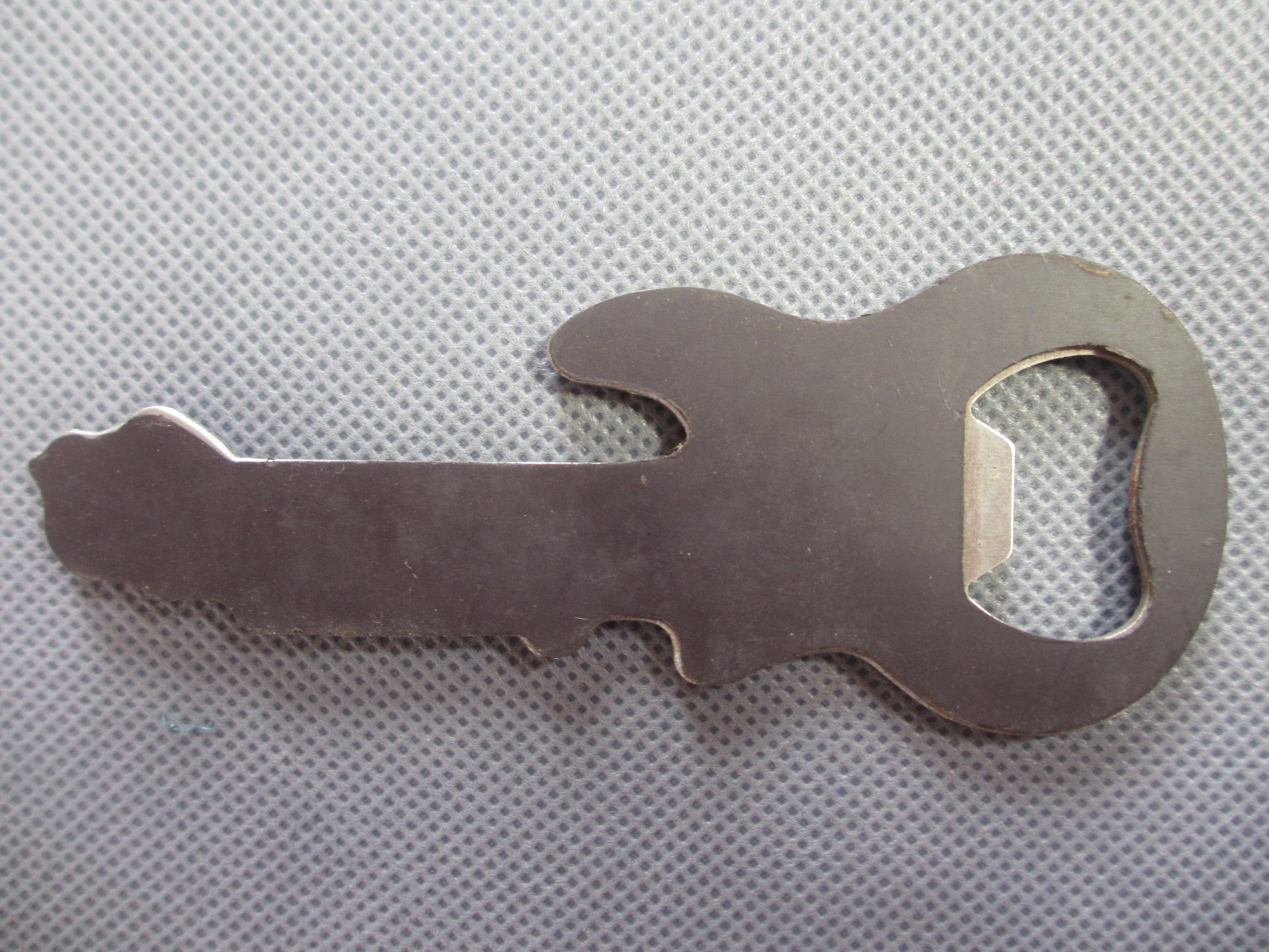 供应啤酒开瓶器,吉他型开瓶器(厂家直销)