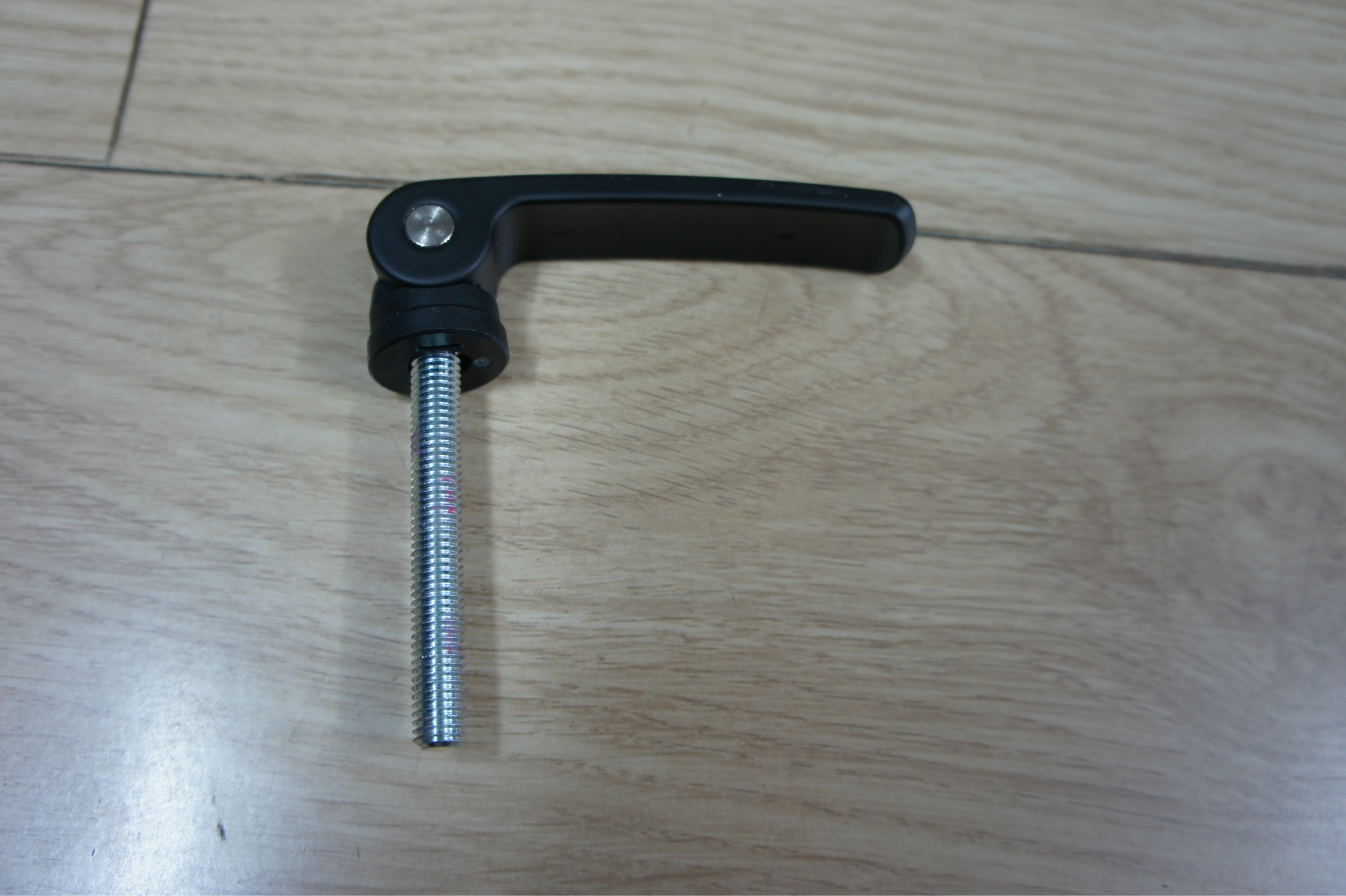 gn 927-82-m8-60-b 偏心凸轮式夹紧杆 德国进口