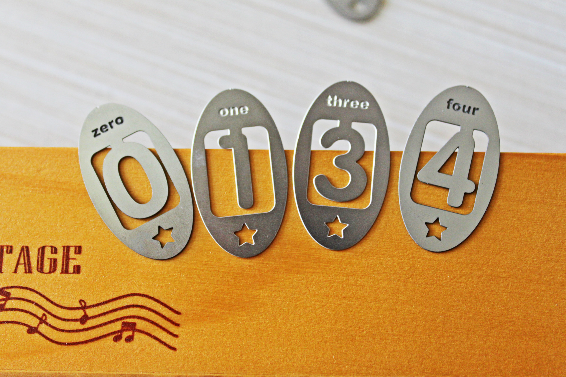 创意文具 各类创意数字造型金属书签 不锈钢书签 生产厂家批发