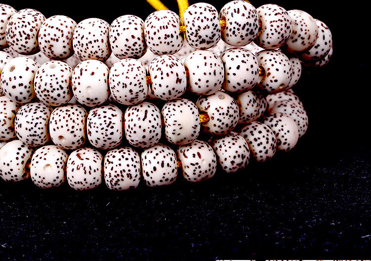 包邮正月高密度顺白干磨喇叭孔元宝籽 a 货星月菩提手链项链佛珠