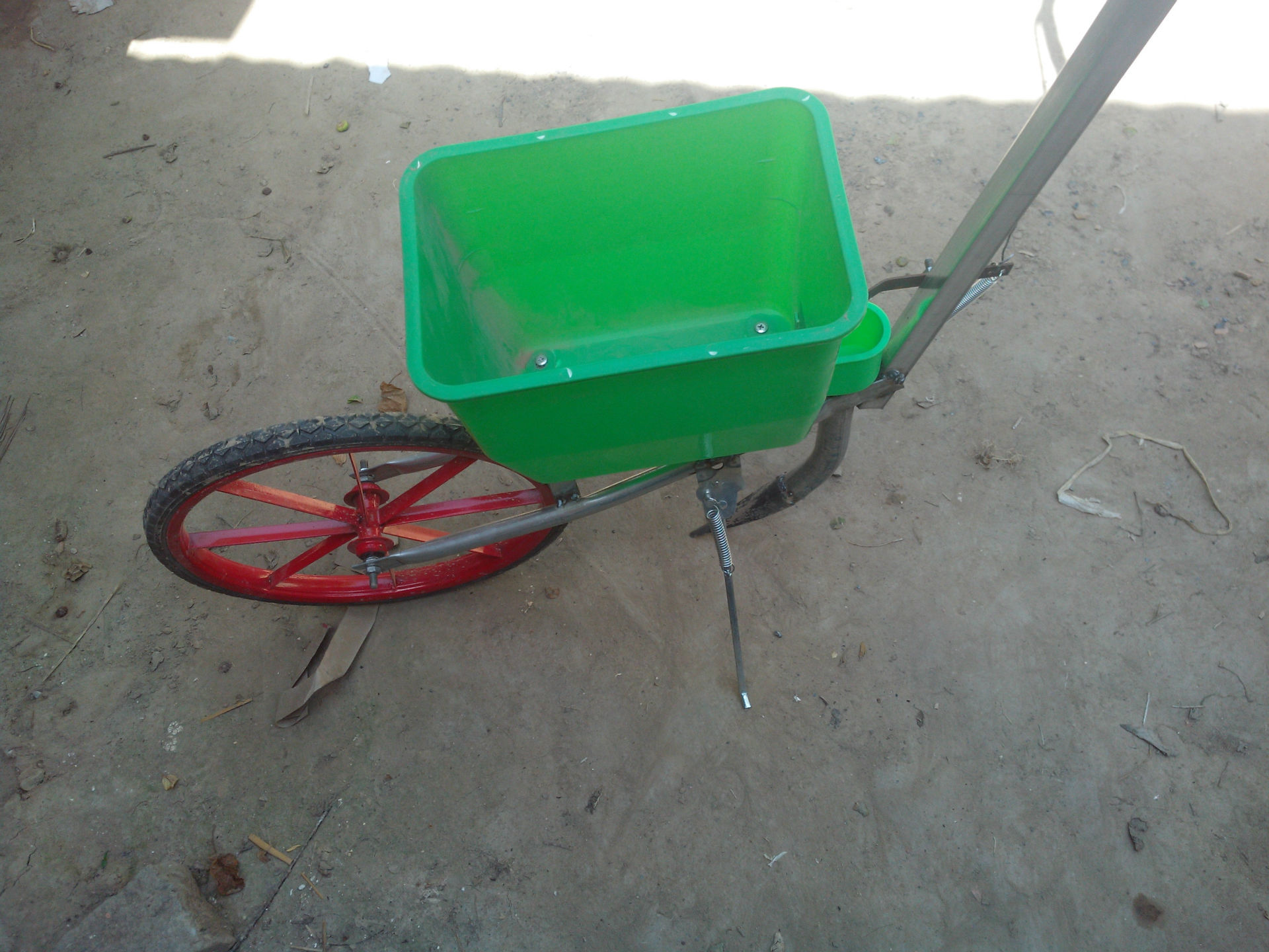 施肥机械化肥耧人力农机施肥耧农业新机械农业机械设备