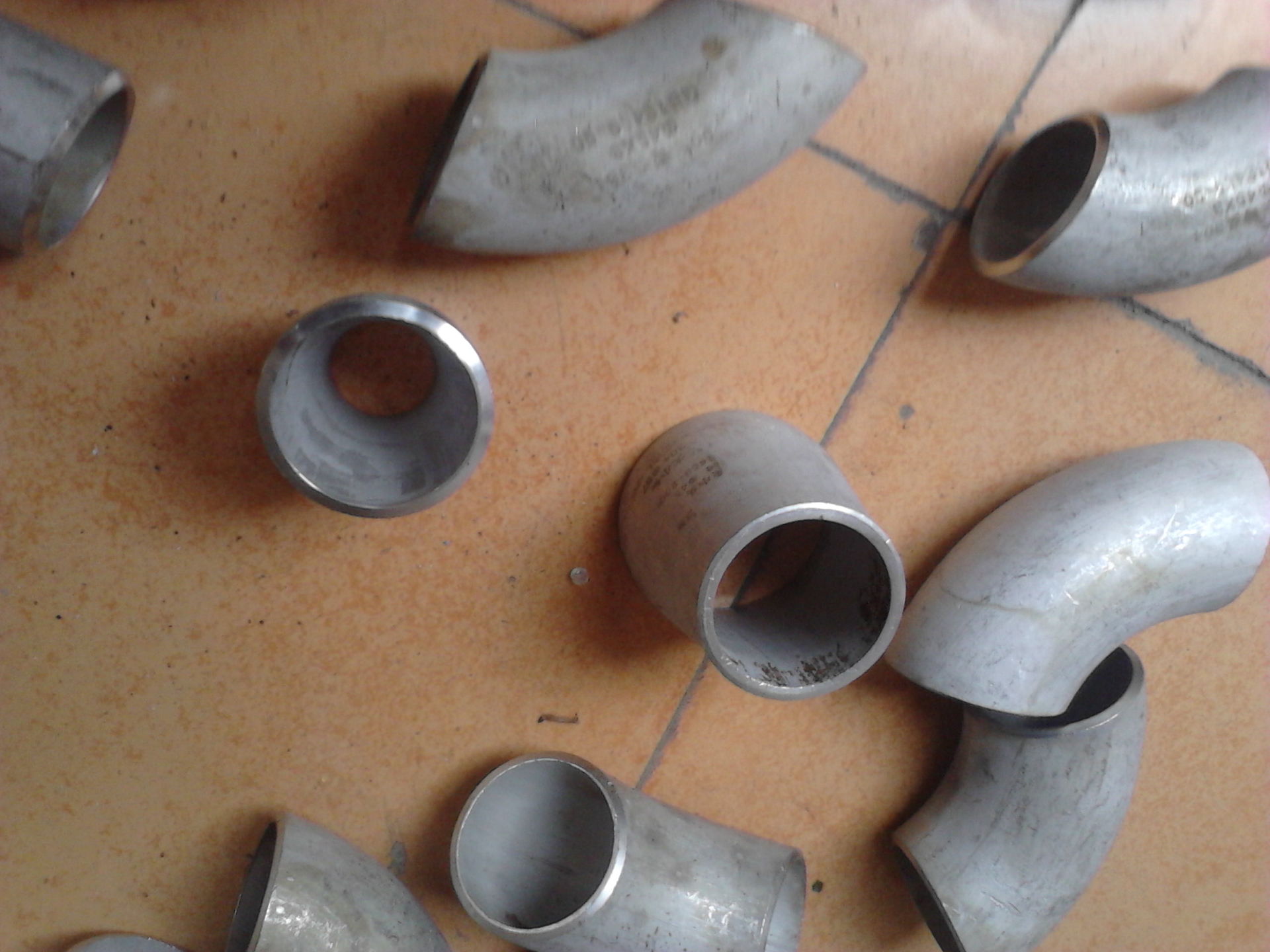 厂家直销 304不锈钢三通 卫生级三通 焊接三通 规格全