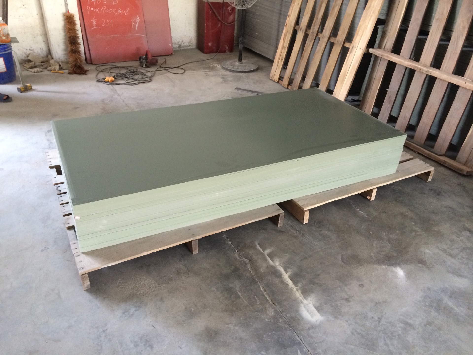 防虫防潮pvc塑料床板