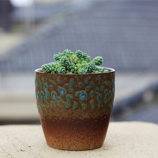 新款彩釉多肉陶瓷花盆 创意斗笠多肉盆 办公桌彩色盆栽花盆
