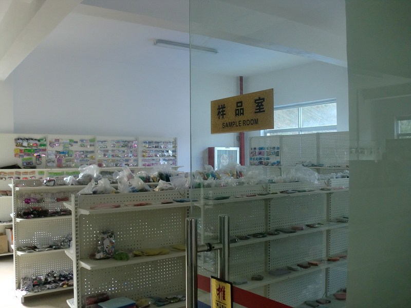 供应彩盒毛绒玩具 彩盒可定制 玩具可定制 厂家直销 送货入仓